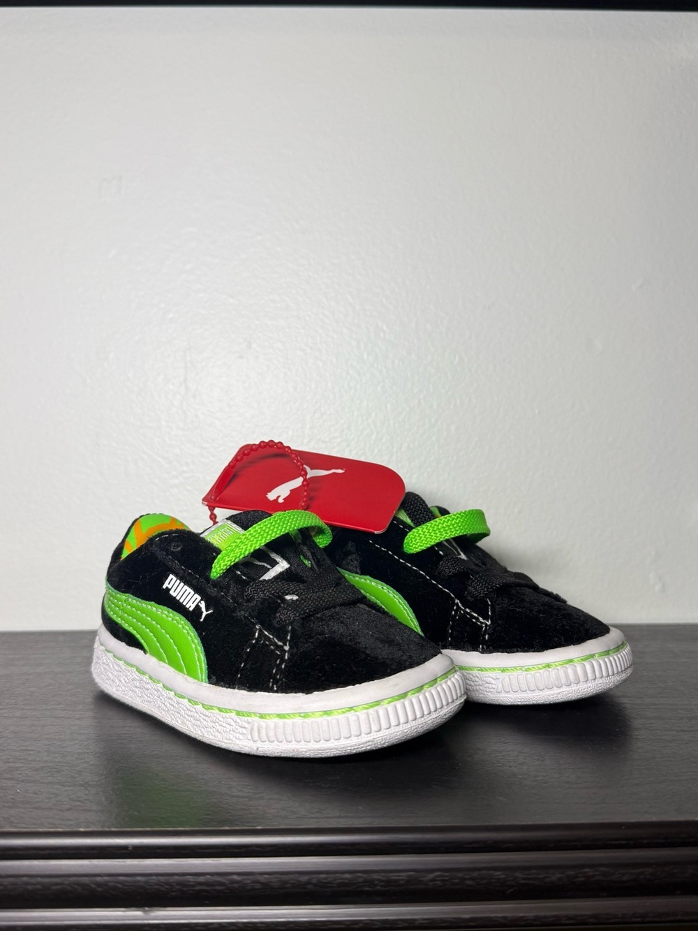 New With Tags Puma Suede “Fruitmates” Toddler Sneakers Black & Green